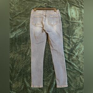 Nine West Jeans. “Cigarette Mid-Rise Skinny”. Size 8.
